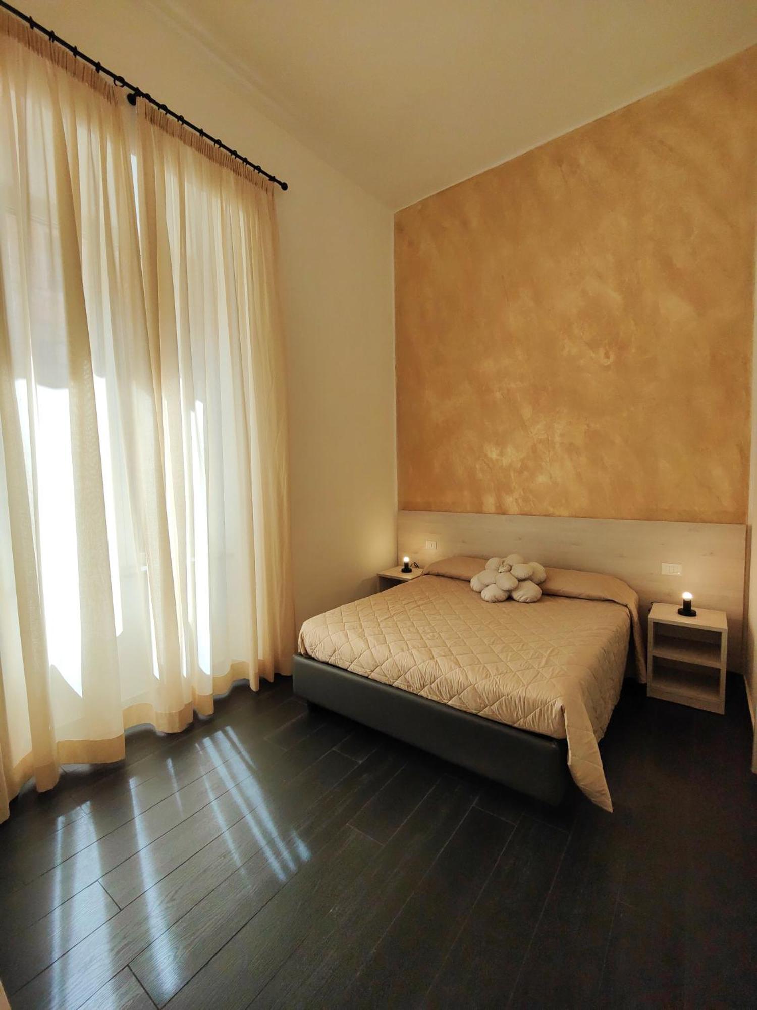 Velvet Rooms Rome Room photo